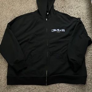 ON HOLD!! ariana grande h&m 34+35 hoodie